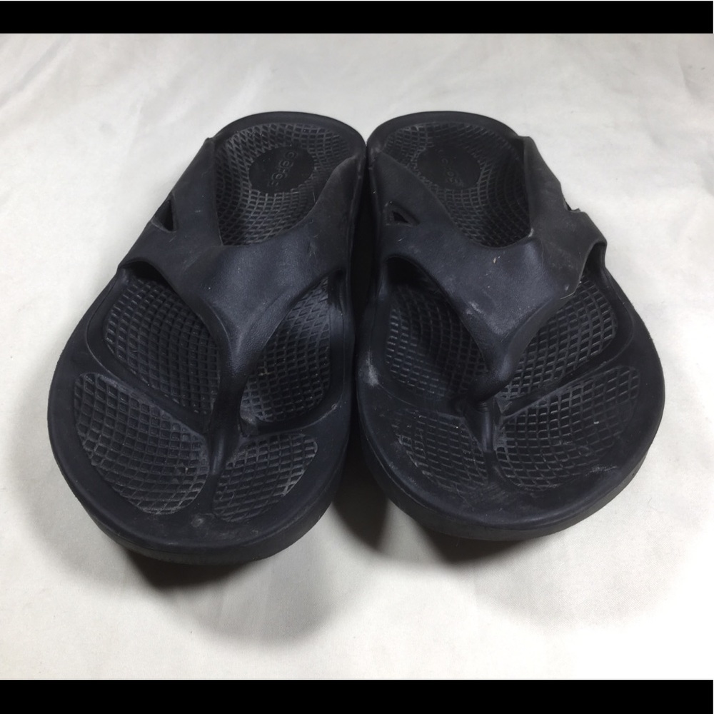 Oofos Ooriginal Recovery Sandals - 8